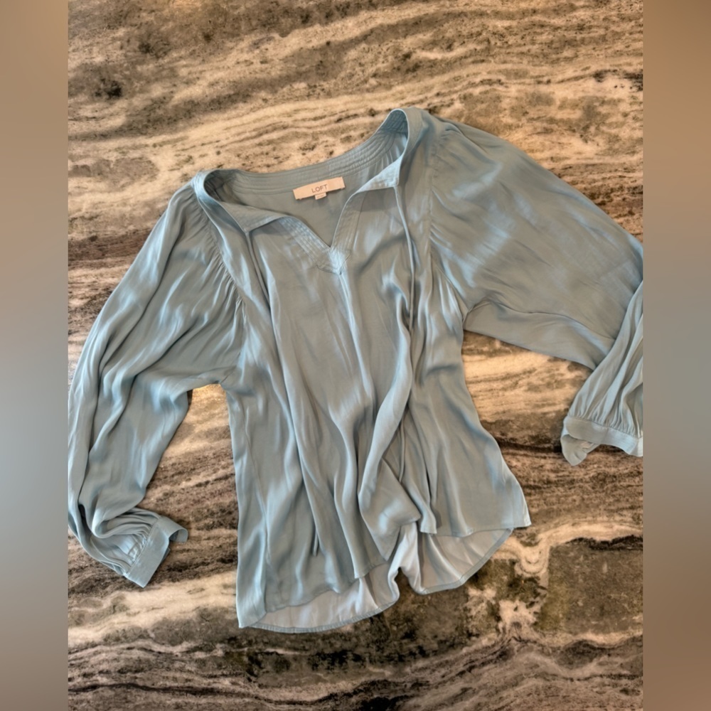 Blue LOFT Long Sleeve Blouse Top XS Satin